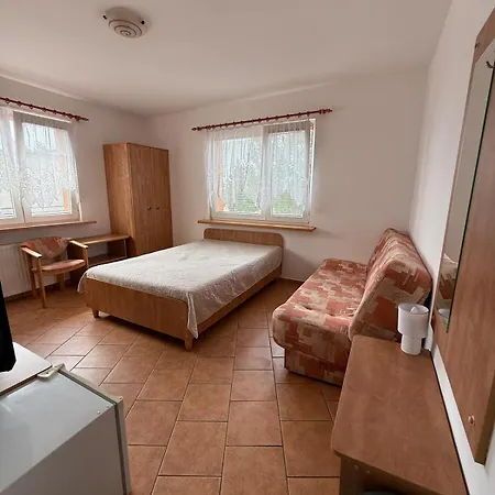 Mateusz Alloggio in famiglia Rewal